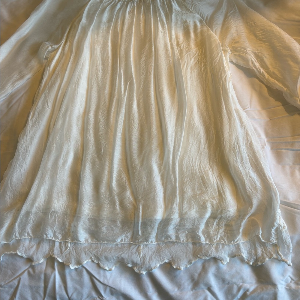Elena Baldi (Italy) Summer Silk Blend Top with Embroidered Floral Design, Large - Picture 6 of 9
